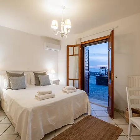 Andreas Sunset House شقة