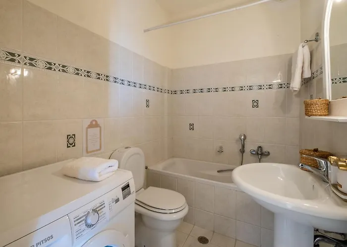 Andreas Sunset House *